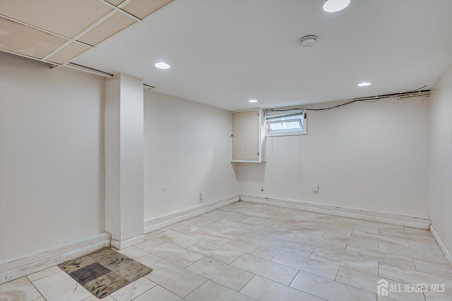 111 Sonora Avenue Iselin NJ 08830