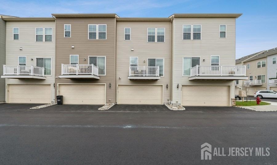 807 Bayside Court South Amboy NJ 08879