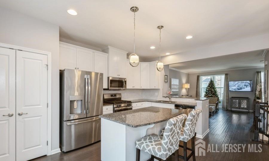 807 Bayside Court South Amboy NJ 08879