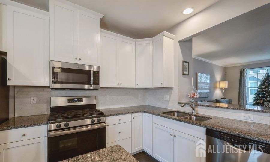 807 Bayside Court South Amboy NJ 08879
