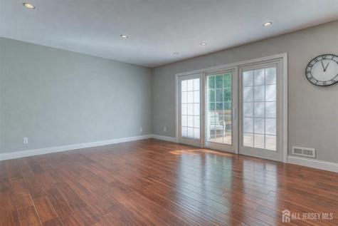 52 Yorktown Road East Brunswick NJ 08816