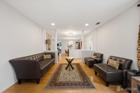301 Pheasant Run South Brunswick NJ 08852