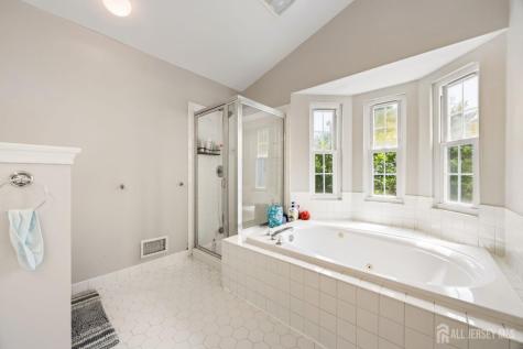 301 Pheasant Run South Brunswick NJ 08852