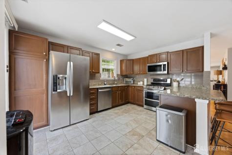 301 Pheasant Run South Brunswick NJ 08852