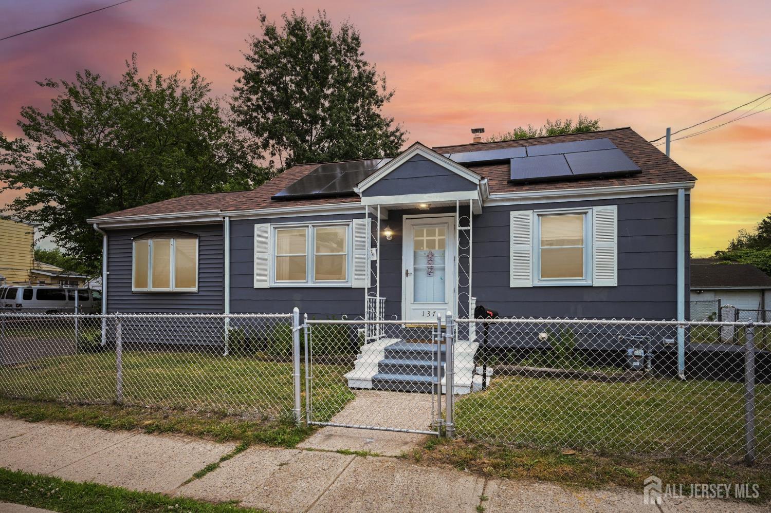 137 Edmund Street Hamilton NJ 08610