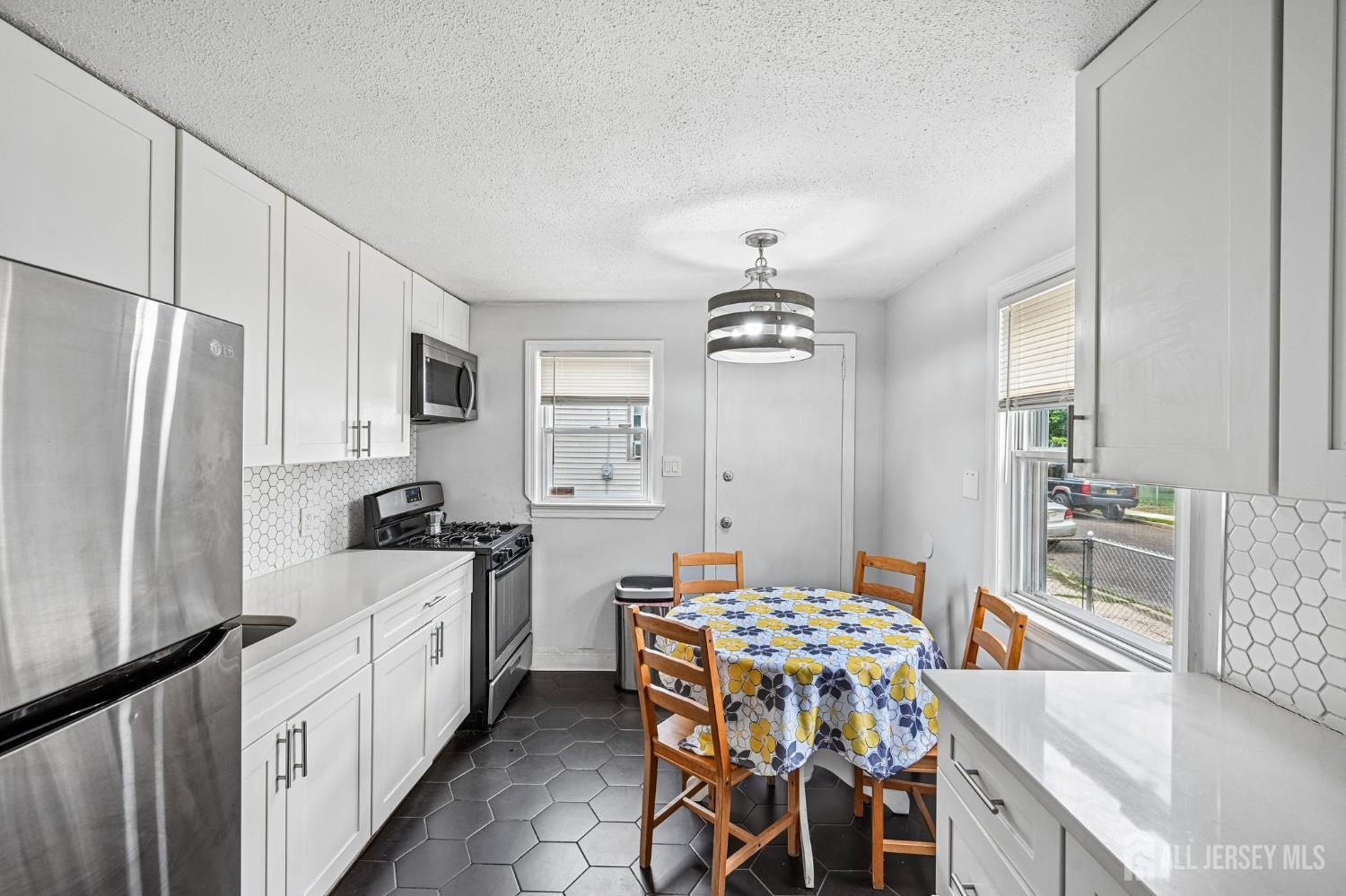 137 Edmund Street Hamilton NJ 08610