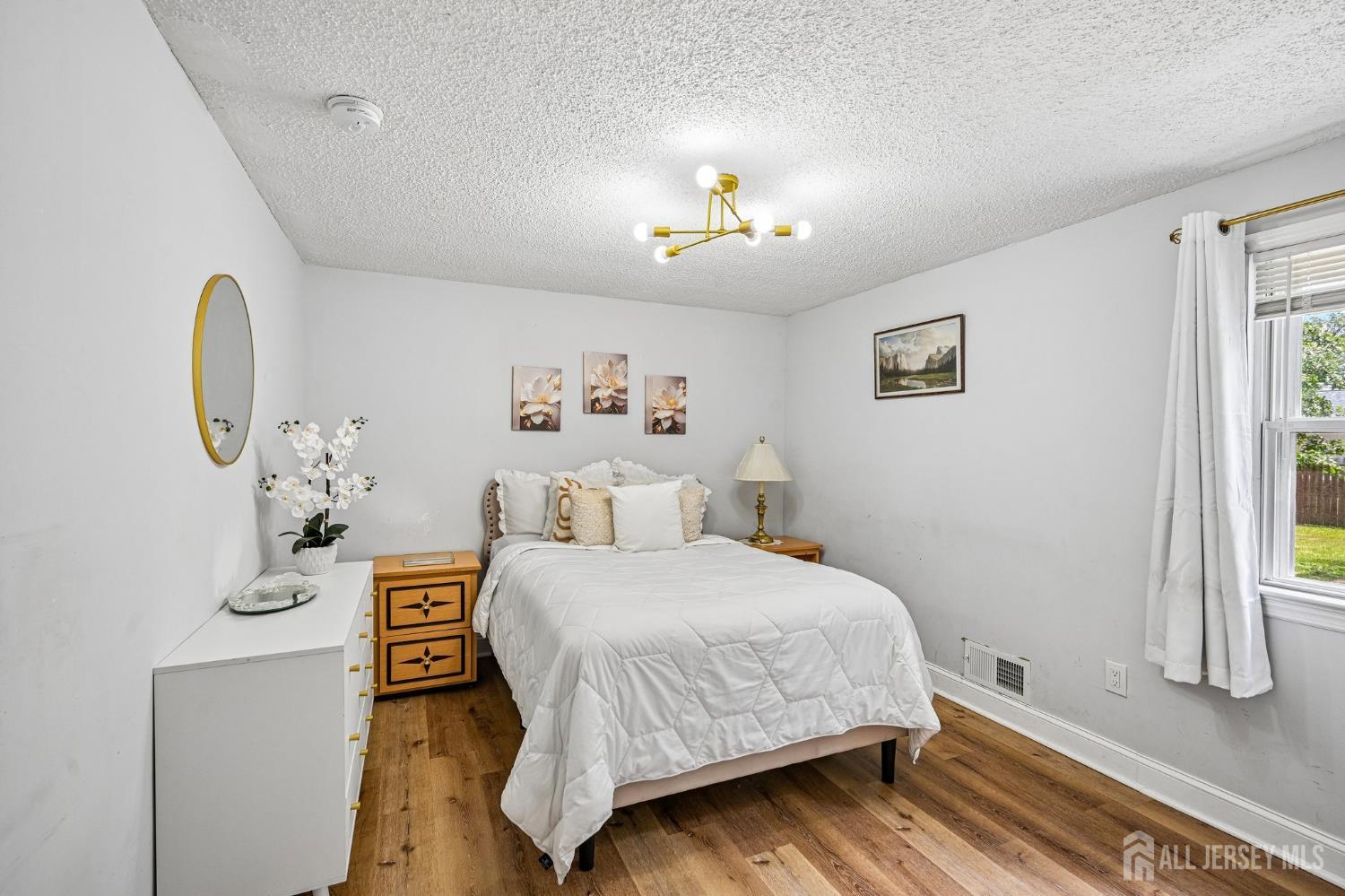 137 Edmund Street Hamilton NJ 08610