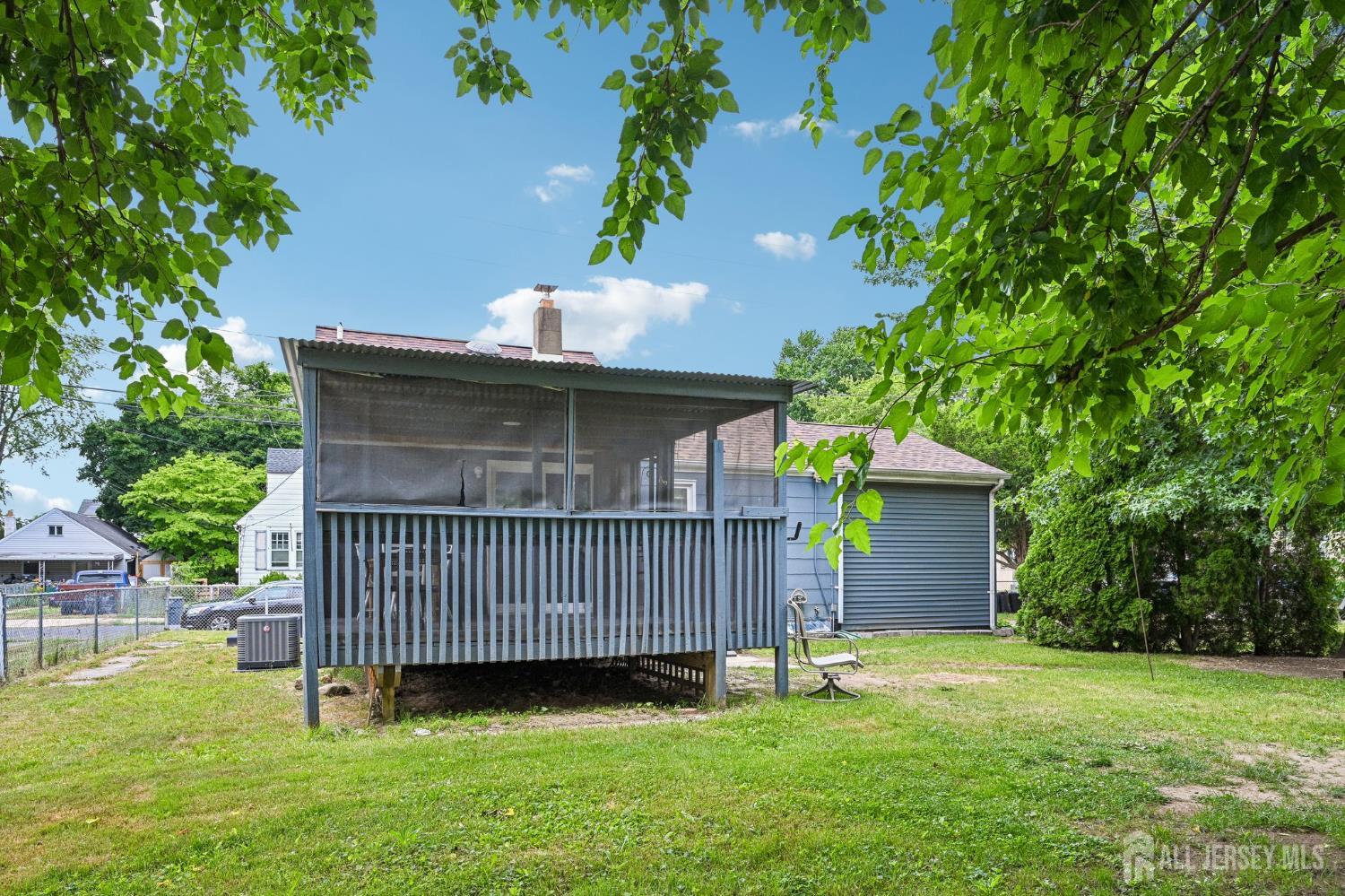 137 Edmund Street Hamilton NJ 08610