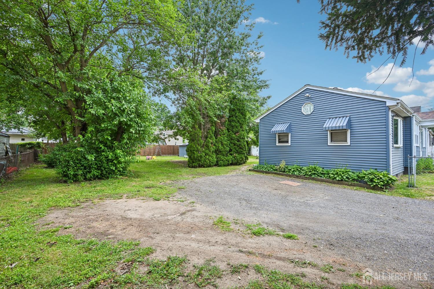 137 Edmund Street Hamilton NJ 08610