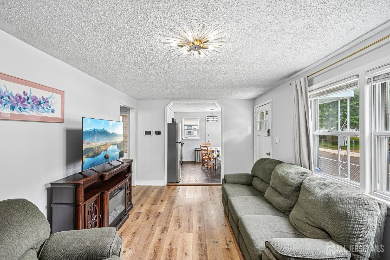 137 Edmund Street Hamilton NJ 08610