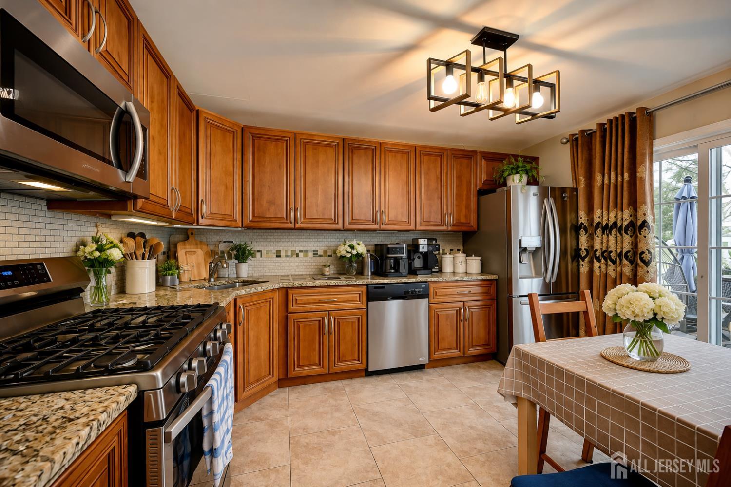 22 Borell Square Parlin NJ 08859