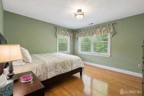 40 Newland Court Bridgewater NJ 08807