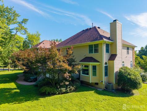 40 Newland Court Bridgewater NJ 08807