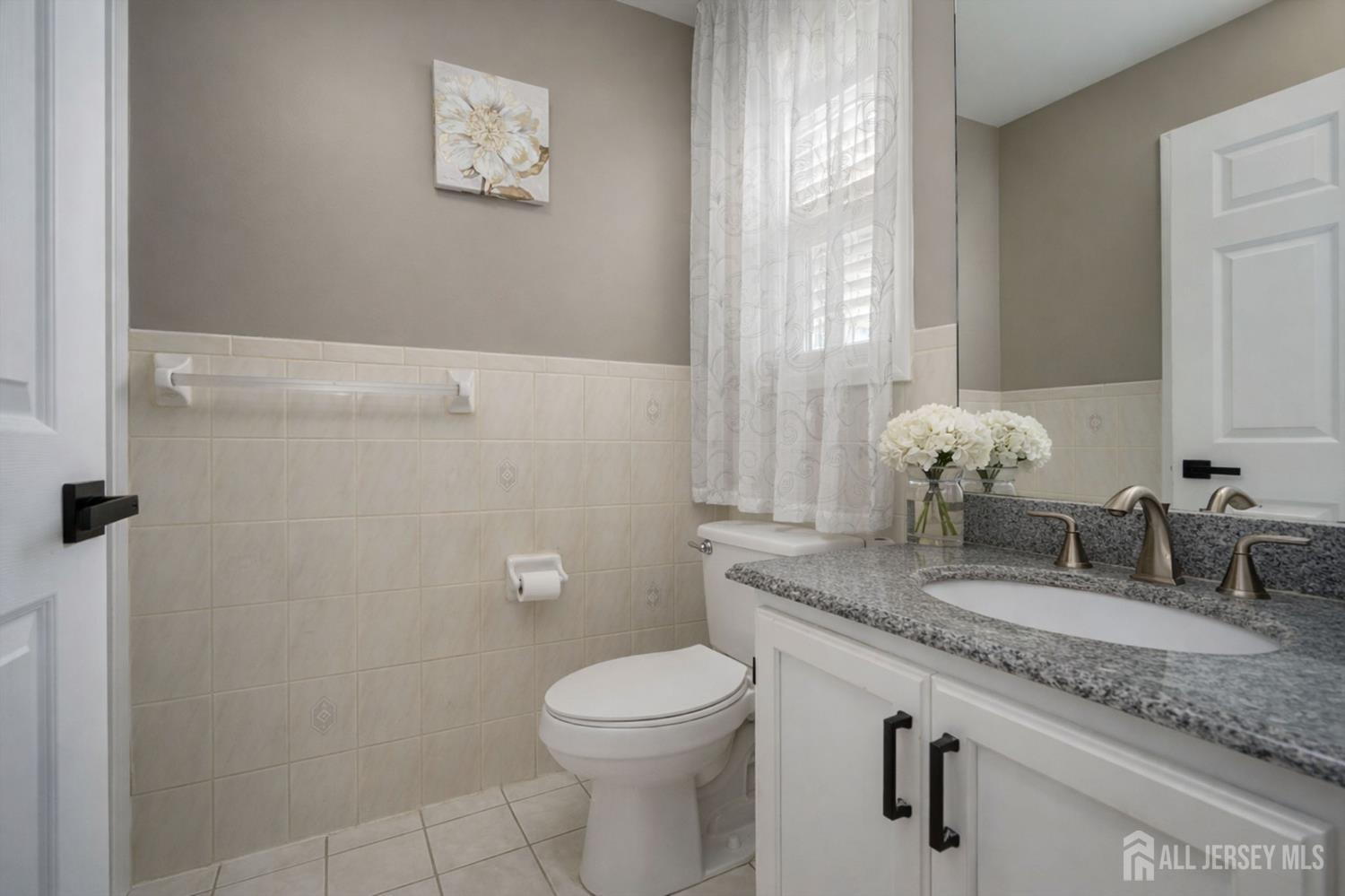 20 Cliff Avenue Fords NJ 08863