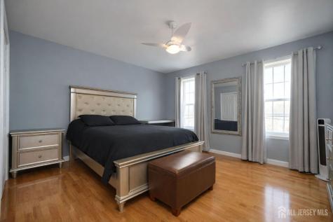 20 Cliff Avenue Fords NJ 08863