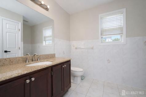 20 Cliff Avenue Fords NJ 08863