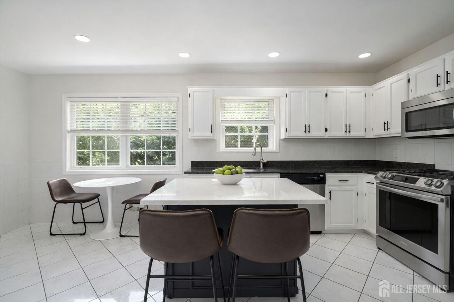 20 Cliff Avenue Fords NJ 08863