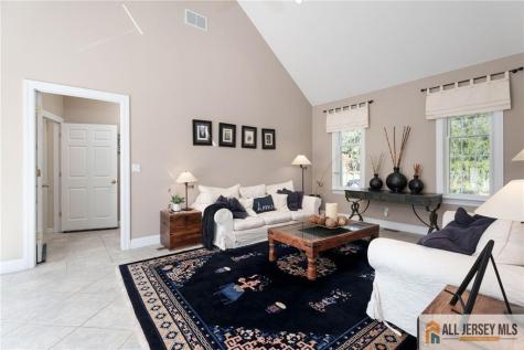 213 Cranbury Neck Road Plainsboro NJ 08512