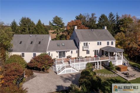 213 Cranbury Neck Road Plainsboro NJ 08512