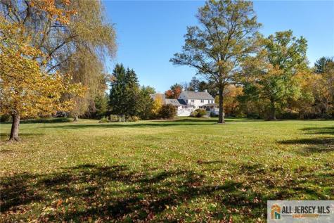 213 Cranbury Neck Road Plainsboro NJ 08512
