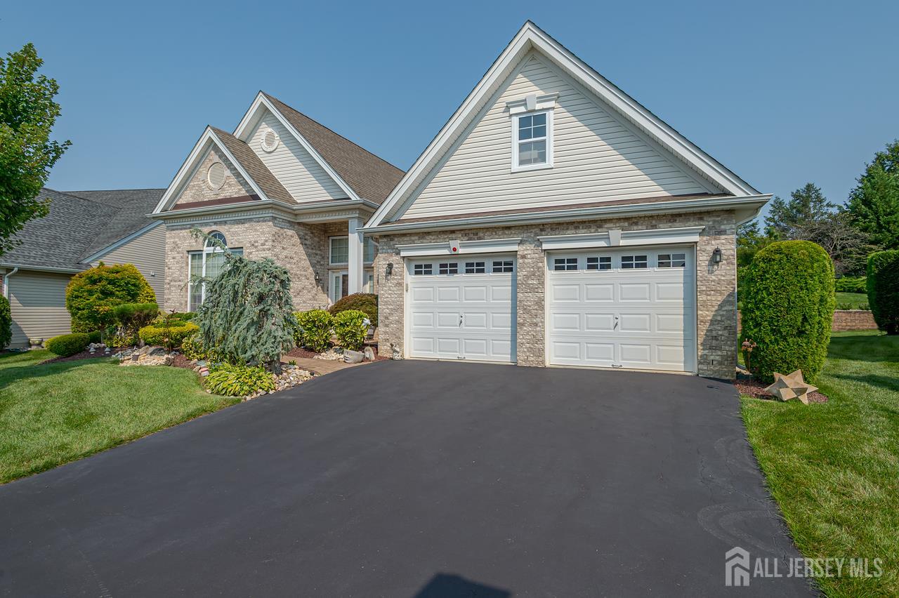 19 Troon Court Monroe NJ 08831