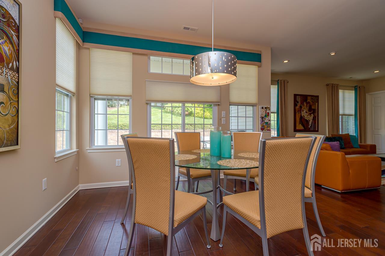 19 Troon Court Monroe NJ 08831