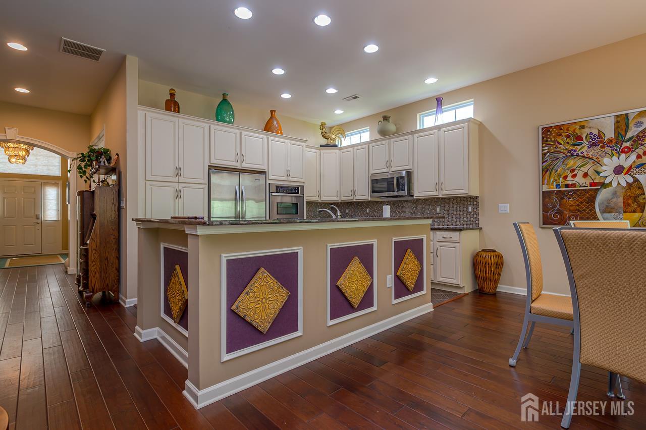 19 Troon Court Monroe NJ 08831
