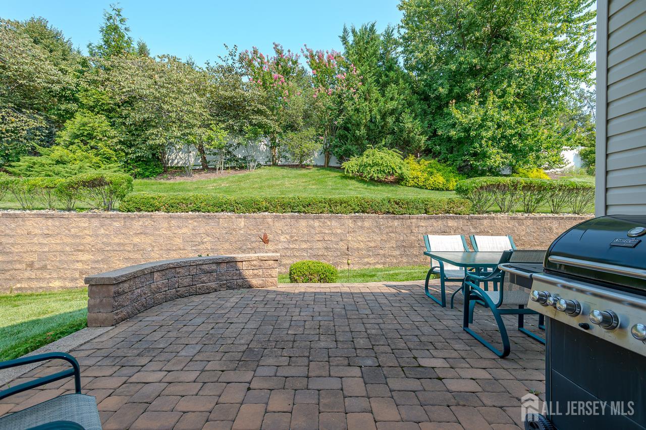 19 Troon Court Monroe NJ 08831
