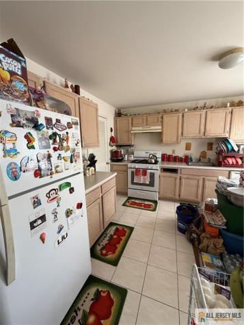 1008 Stony Brook Way North Brunswick NJ 08902