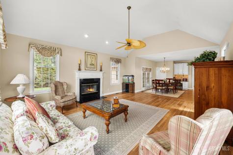4 Windmill Court Plainsboro NJ 08536