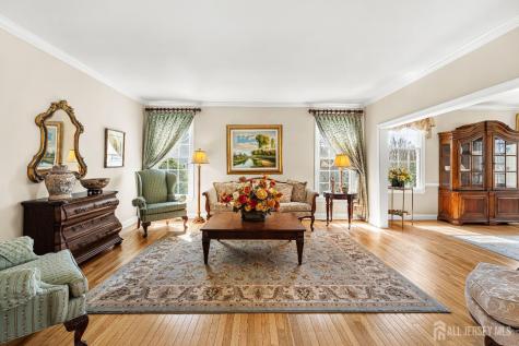 4 Windmill Court Plainsboro NJ 08536