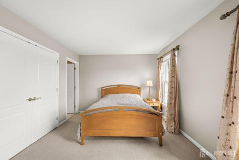4 Windmill Court Plainsboro NJ 08536