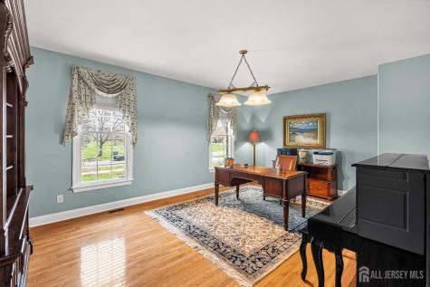 4 Windmill Court Plainsboro NJ 08536