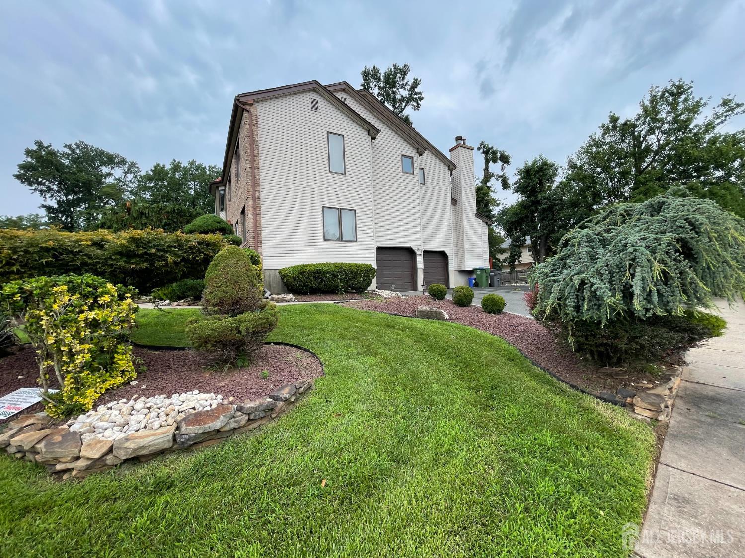216 Fletcher Street Edison NJ 08820