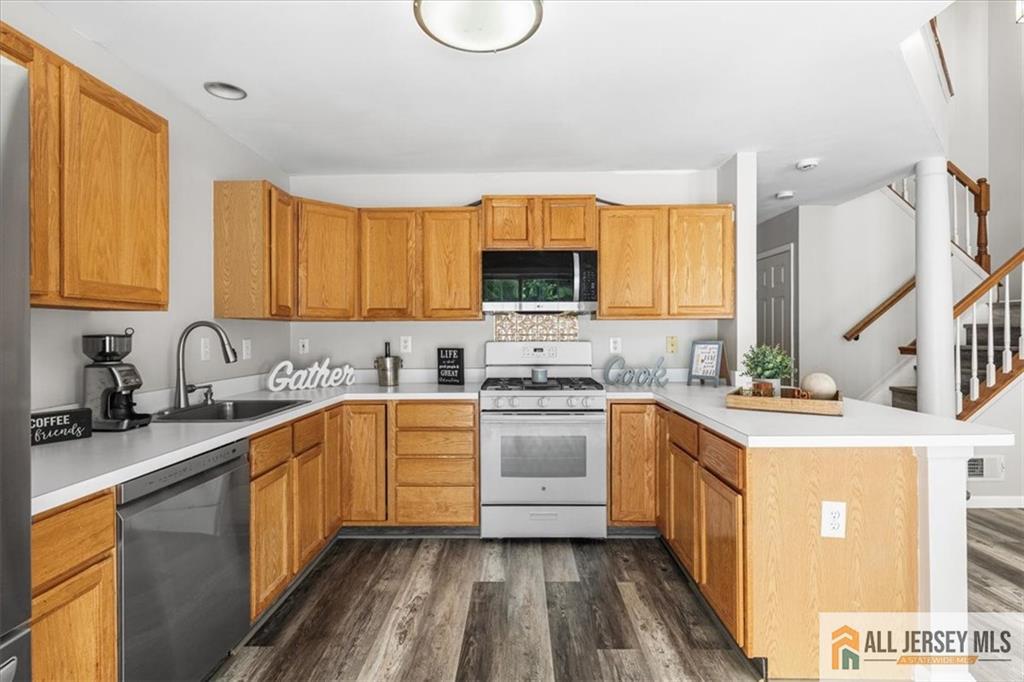 10 Pennsbury Way East Brunswick NJ 08816