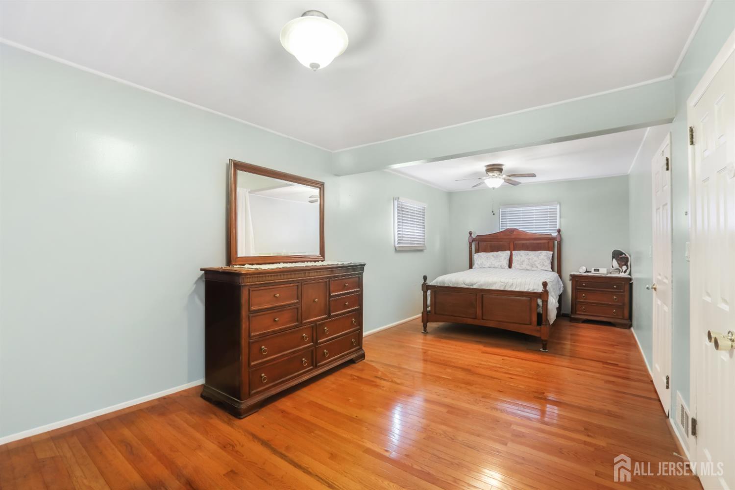 354 Colonia Boulevard Colonia NJ 07067