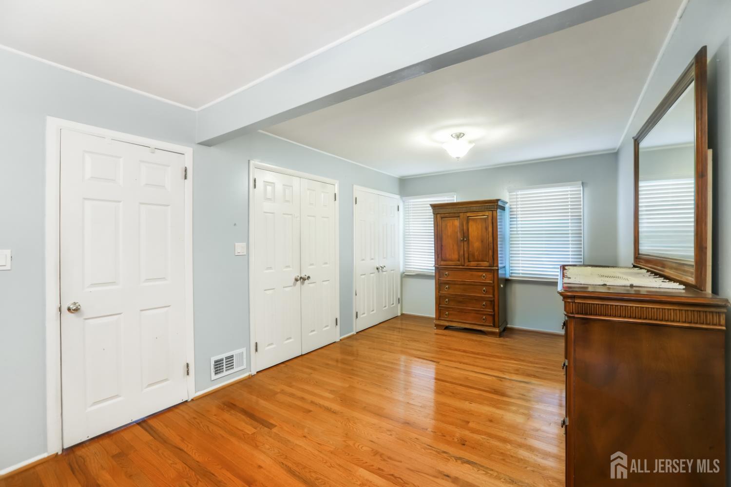 354 Colonia Boulevard Colonia NJ 07067