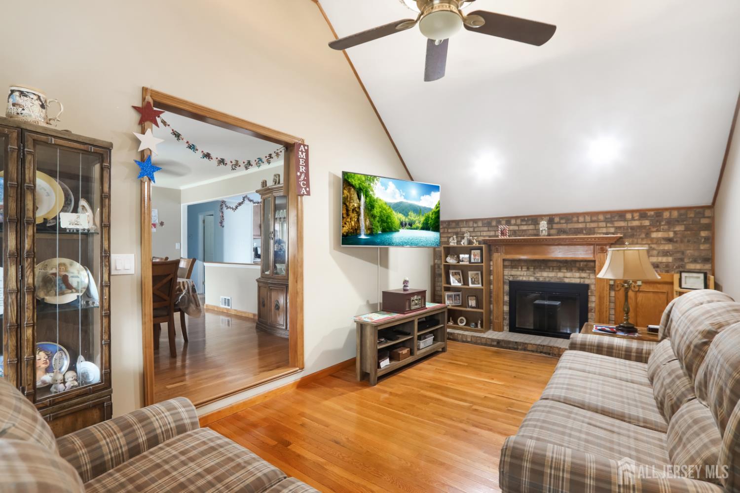 354 Colonia Boulevard Colonia NJ 07067