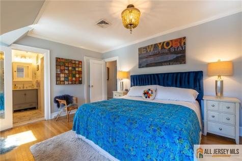 25 Hillcrest Drive Piscataway NJ 08854