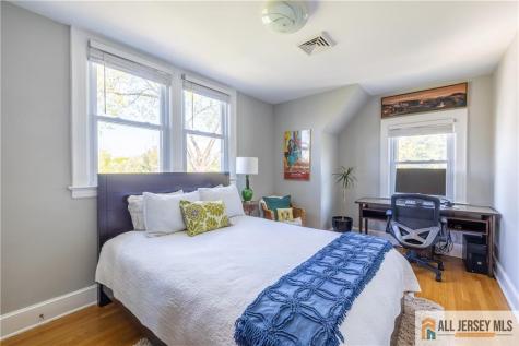 25 Hillcrest Drive Piscataway NJ 08854