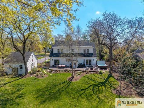 25 Hillcrest Drive Piscataway NJ 08854