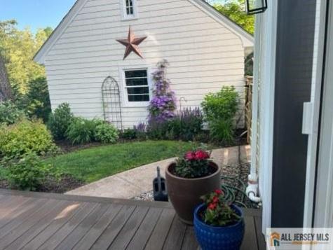 25 Hillcrest Drive Piscataway NJ 08854