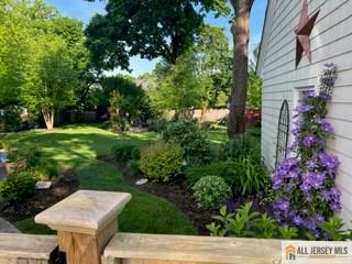 25 Hillcrest Drive Piscataway NJ 08854