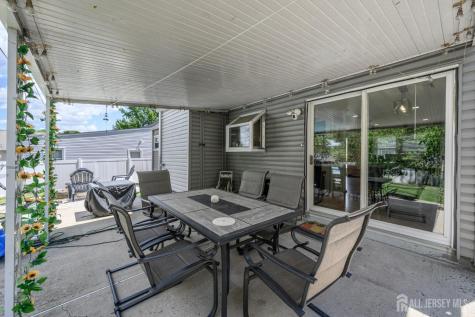 347 Woodruff Avenue Avenel NJ 07001