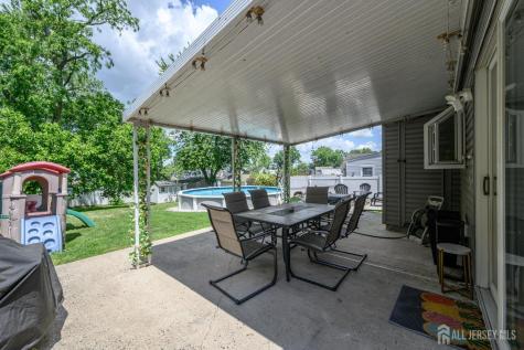 347 Woodruff Avenue Avenel NJ 07001