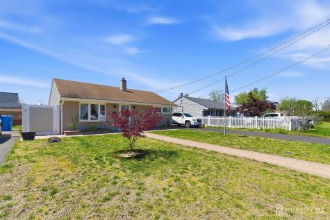 219 Austin Avenue Old Bridge NJ 08857