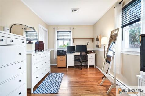 16 10th Avenue Monroe NJ 08831
