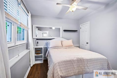 16 10th Avenue Monroe NJ 08831