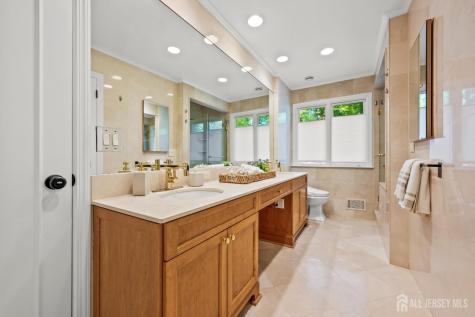 15 Heritage Lane Scotch Plains NJ 07076