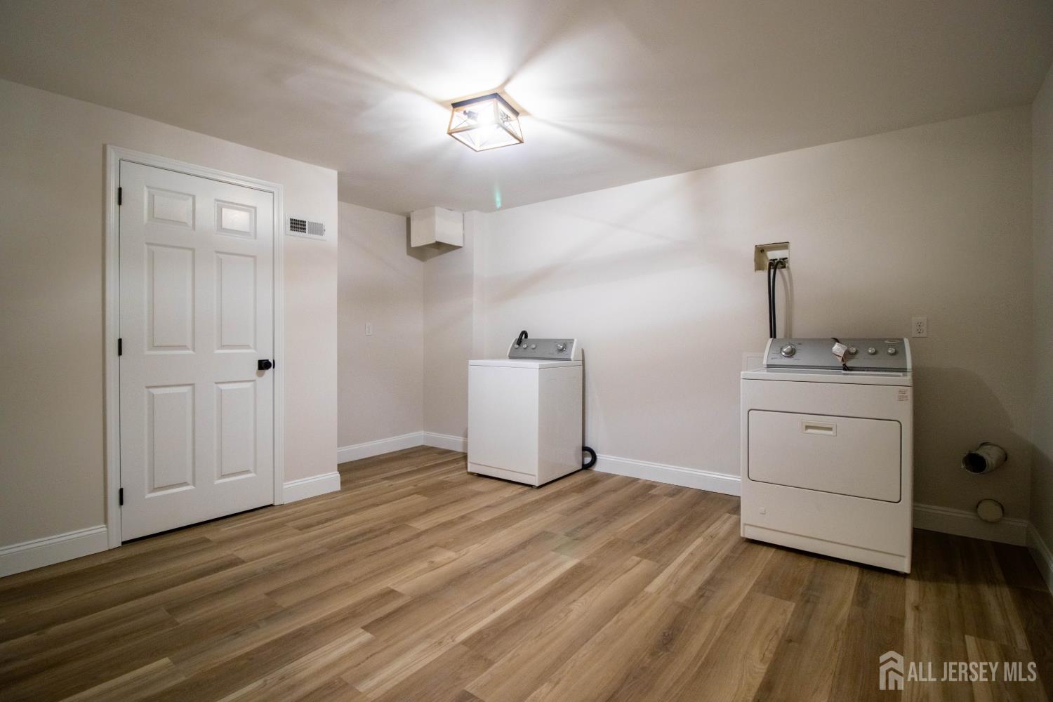 3002 Kapalua Court Freehold NJ 07728
